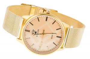 Fotografia produktów złoty zegarek