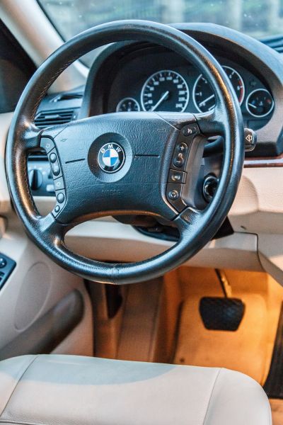 Fotografia motoryzacyjna BMW wnętrze